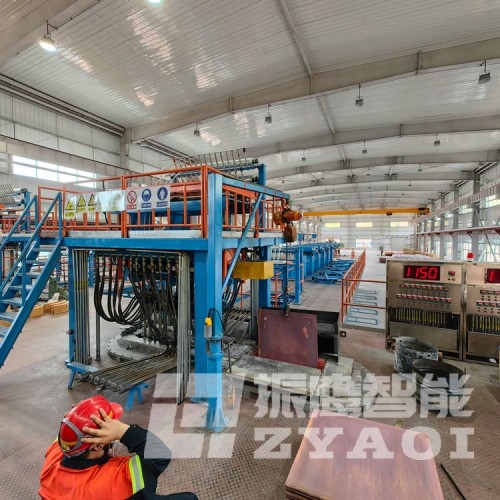 上引機(jī)現(xiàn)場